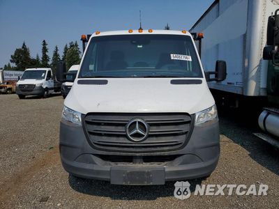 Piąte zdjęcie samochodu w środku: 2022 MERCEDES-BENZ SPRINTER 3500 VIN:W1X9E33Y6NN195236 - miniatura