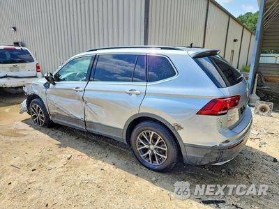 Drugie zdjęcie samochodu z przodu: 2019 VOLKSWAGEN TIGUAN SE VIN:3VV2B7AX4KM153019 - miniatura
