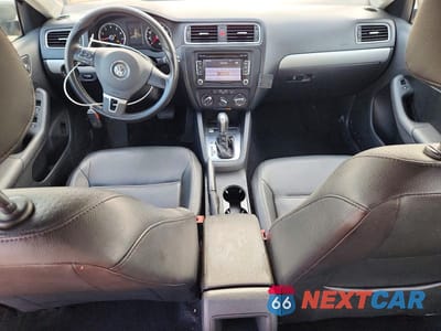 Zdjęcie 8 z 12 samochodu: 2014 VOLKSWAGEN JETTA SE VIN:3VWD07AJ8EM209571 - miniatura
