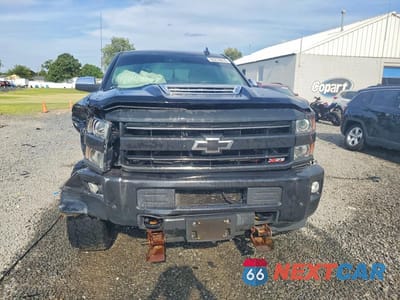 Piąte zdjęcie samochodu w środku: 2019 CHEVROLET SILVERADO K2500 HEAVY DUTY LTZ VIN:1GC1KTEY5KF210382 - miniatura