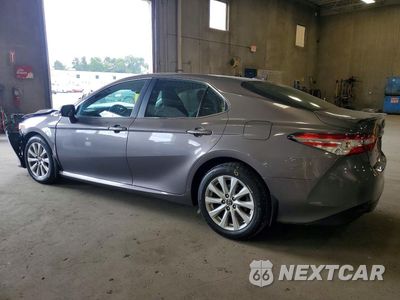 Drugie zdjęcie samochodu z przodu: 2020 TOYOTA CAMRY LE VIN:4T1C11AK6LU934172 - miniatura