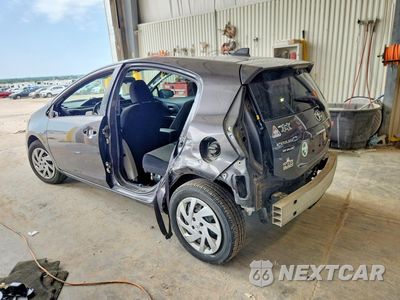 Drugie zdjęcie samochodu z przodu: 2015 TOYOTA PRIUS C TWO VIN:JTDKDTB34F1105598 - miniatura