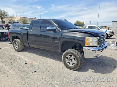 Czwarte zdjęcie samochodu z boku: 2013 CHEVROLET SILVERADO C1500 LT VIN:1GCRCSE09DZ326951 - miniatura