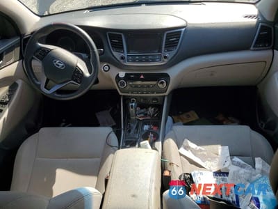 Zdjęcie 8 z 13 samochodu: 2017 HYUNDAI TUCSON SPORT VIN:KM8J3CA26HU394116 - miniatura