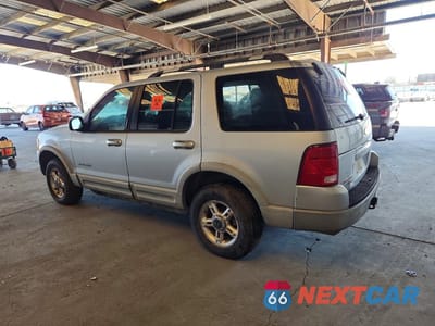 Drugie zdjęcie samochodu z przodu: 2002 FORD EXPLORER XLT VIN:1FMZU73E72UA11483 - miniatura