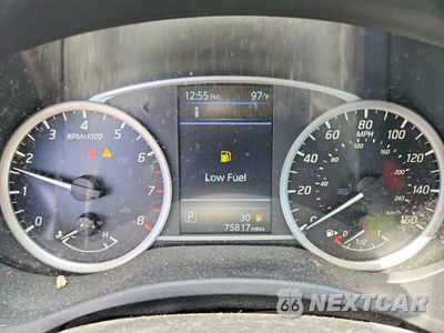 Zdjęcie 9 z 12 samochodu: 2019 NISSAN SENTRA SV VIN:3N1AB7AP1KY399998 - miniatura