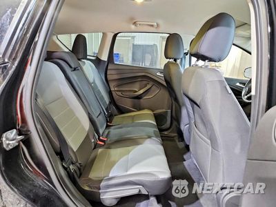 Zdjęcie 11 z 13 samochodu: 2016 FORD ESCAPE SE VIN:1FMCU9GX1GUB50061 - miniatura