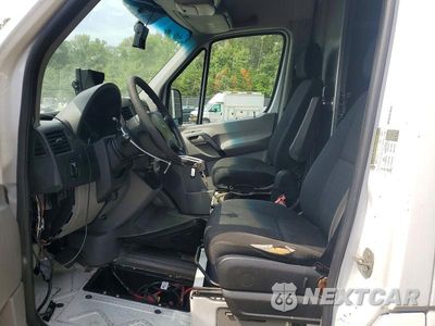 Zdjęcie 7 z 13 samochodu: 2014 FREIGHTLINER SPRINTER 2500 DELIVERY VAN VIN:WDYPE8DC2E5923341 - miniatura