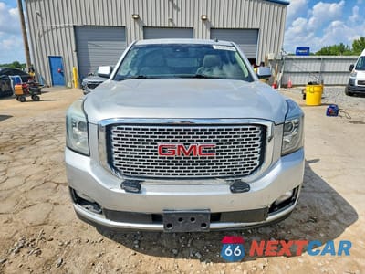 Piąte zdjęcie samochodu w środku: 2015 GMC YUKON DENALI VIN:1GKS2CKJ4FR265779 - miniatura