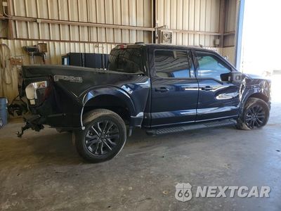 Trzecie zdjęcie samochodu z tyłu: 2025 FORD F150 XLT VIN:1FTFW3L54SFC10229 - miniatura