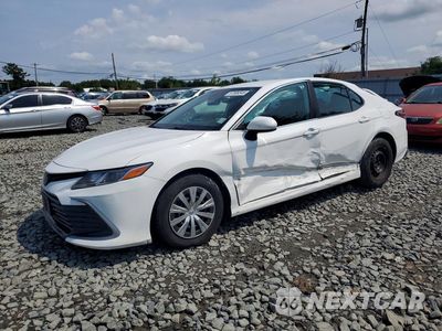 2022 TOYOTA CAMRY LE 4T1C31AK7NU040727 - główne zdjęcie licytacji z USA - miniatura