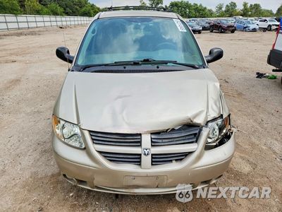 Piąte zdjęcie samochodu w środku: 2007 DODGE GRAND CARAVAN SXT VIN:2D4GP44L67R148145 - miniatura