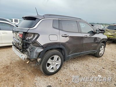 Trzecie zdjęcie samochodu z tyłu: 2022 JEEP COMPASS LATITUDE VIN:3C4NJDBB2NT165518 - miniatura
