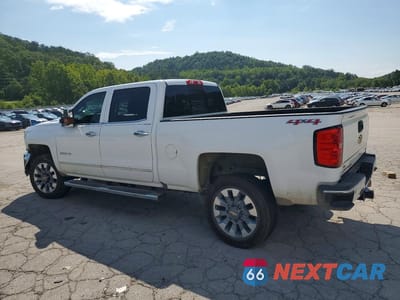 Drugie zdjęcie samochodu z przodu: 2017 CHEVROLET SILVERADO K2500 HEAVY DUTY LTZ VIN:1GC1KWEY8HF163262 - miniatura