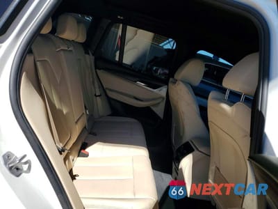 Zdjęcie 10 z 13 samochodu: 2021 BMW X3 SDRIVE30I VIN:5UXTY3C03M9D90470 - miniatura