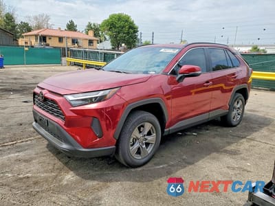 2024 TOYOTA RAV4 XLE 2T3P1RFV1RW485700 - główne zdjęcie licytacji z USA - miniatura