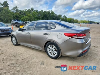 Drugie zdjęcie samochodu z przodu: 2018 KIA OPTIMA LX VIN:5XXGT4L3XJG198427 - miniatura