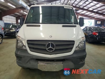Piąte zdjęcie samochodu w środku: 2014 MERCEDES-BENZ SPRINTER 2500 VIN:WD3PE7CC2E5826075 - miniatura