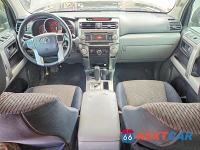 Zdjęcie 8 z 14 samochodu: 2011 TOYOTA 4RUNNER SR5 VIN:JTEBU5JR4B5041384 - miniatura