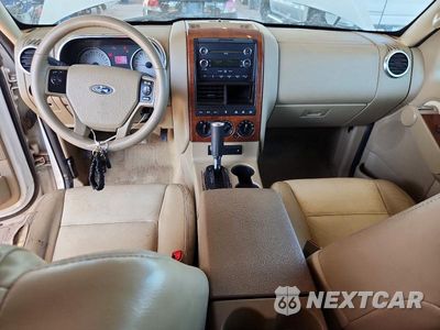 Zdjęcie 8 z 13 samochodu: 2010 FORD EXPLORER EDDIE BAUER VIN:1FMEU7EE7AUB13599 - miniatura