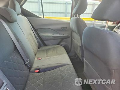 Zdjęcie 11 z 13 samochodu: 2018 NISSAN KICKS SV VIN:3N1CP5CU7JL514911 - miniatura