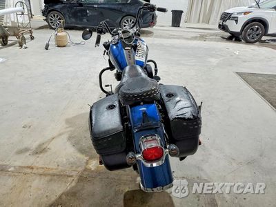 Czwarte zdjęcie samochodu z boku: 2018 HARLEY-DAVIDSON FLHCS 115TH ANNIVERSARY HERITAGE CLASSIC 114 VIN:1HD1YPK12JC045306 - miniatura