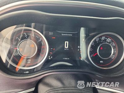 Zdjęcie 9 z 12 samochodu: 2015 DODGE CHALLENGER SXT VIN:2C3CDZAT4FH733434 - miniatura