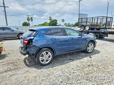 Trzecie zdjęcie samochodu z tyłu: 2019 MERCEDES-BENZ GLA 250 4MATIC VIN:WDCTG4GBXKJ615640 - miniatura