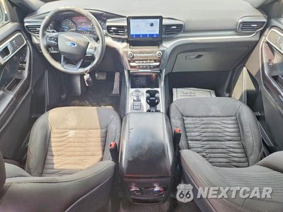 Zdjęcie 8 z 12 samochodu: 2020 FORD EXPLORER XLT VIN:1FMSK8DHXLGB09848 - miniatura