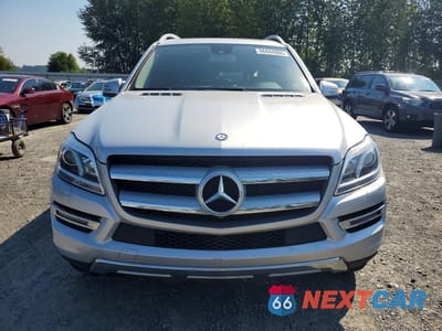 Piąte zdjęcie samochodu w środku: 2015 MERCEDES-BENZ GL 450 4MATIC VIN:4JGDF6EE2FA597318 - miniatura
