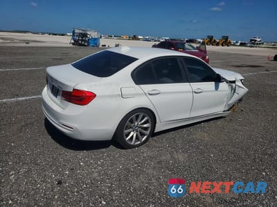 Trzecie zdjęcie samochodu z tyłu: 2018 BMW 320 I VIN:WBA8E1G51JNU89604 - miniatura