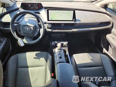 Zdjęcie 8 z 12 samochodu: 2026 TOYOTA PRIUS NIGHTSHADE VIN:JTDADABU7T3032963 - miniatura
