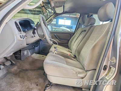 Zdjęcie 7 z 12 samochodu: 2005 TOYOTA TUNDRA DOUBLE CAB SR5 VIN:5TBDT441X5S498417 - miniatura