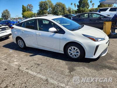 Czwarte zdjęcie samochodu z boku: 2020 TOYOTA PRIUS LE VIN:JTDKARFU3L3102836 - miniatura