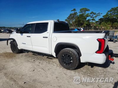 Drugie zdjęcie samochodu z przodu: 2026 TOYOTA TUNDRA SR5 VIN:5TFLA5DB8TX381918 - miniatura