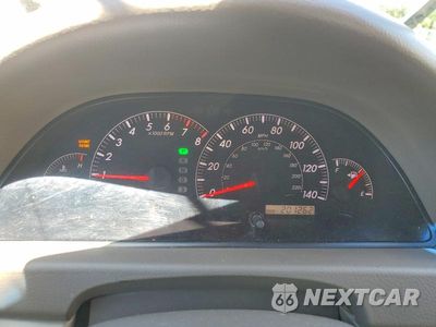 Zdjęcie 9 z 12 samochodu: 2005 TOYOTA CAMRY LE VIN:4T1BE32K95U035349 - miniatura