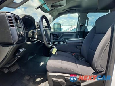 Zdjęcie 7 z 12 samochodu: 2023 CHEVROLET SILVERADO MEDIUM DUTY VIN:1HTKHPVK1PH469505 - miniatura