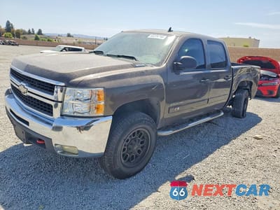 2008 CHEVROLET SILVERADO C2500 HEAVY DUTY 1GCHC23KX8F116530 - główne zdjęcie licytacji z USA - miniatura