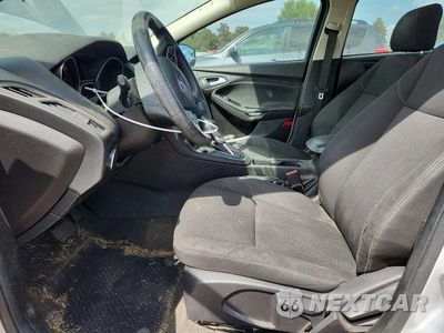 Zdjęcie 7 z 12 samochodu: 2017 FORD FOCUS SE VIN:1FADP3F2XHL219183 - miniatura