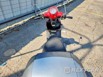 Zdjęcie 6 z 9 samochodu: 2012 GENUINE SCOOTER CO. BUDDY 50 VIN:RFVPAP5A7C1009367 - miniatura