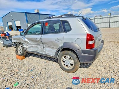 Drugie zdjęcie samochodu z przodu: 2007 HYUNDAI TUCSON SE VIN:KM8JN72D47U528086 - miniatura