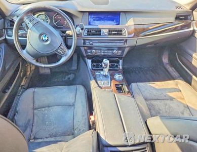 Zdjęcie 8 z 12 samochodu: 2012 BMW 535 XI VIN:WBAFU7C54CDU58780 - miniatura