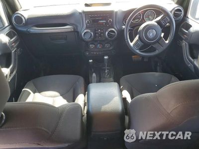 Zdjęcie 8 z 13 samochodu: 2016 JEEP WRANGLER UNLIMITED SPORT VIN:1C4BJWKG5GL156871 - miniatura