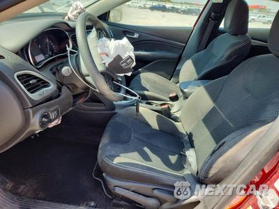 Zdjęcie 7 z 12 samochodu: 2015 DODGE DART SXT VIN:1C3CDFBB8FD363106 - miniatura