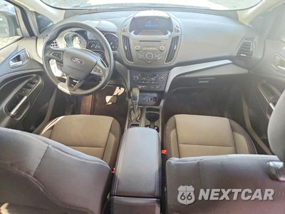 Zdjęcie 8 z 13 samochodu: 2018 FORD ESCAPE SE VIN:1FMCU9GD3JUA21509 - miniatura