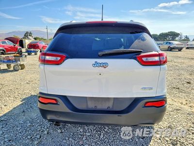 Zdjęcie 6 z 14 samochodu: 2018 JEEP CHEROKEE LATITUDE VIN:1C4PJLCB1JD539067 - miniatura