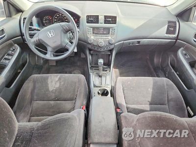 Zdjęcie 8 z 12 samochodu: 2007 HONDA ACCORD SE VIN:JHMCM56327C015221 - miniatura
