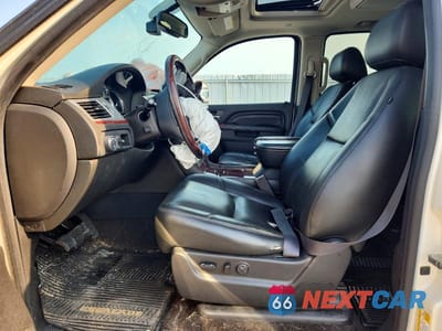 Zdjęcie 7 z 13 samochodu: 2013 CADILLAC ESCALADE PREMIUM VIN:1GYS4CEF9DR353683 - miniatura