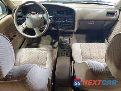 Zdjęcie 8 z 13 samochodu: 1995 TOYOTA 4RUNNER SR5 V6 VIN:JT3VN39W7S0203846 - miniatura