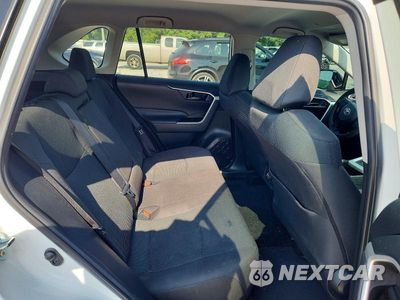 Zdjęcie 11 z 13 samochodu: 2024 TOYOTA RAV4 LE VIN:2T3H1RFV2RW335339 - miniatura
